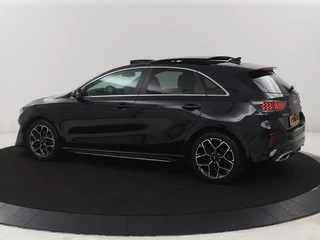 Kia Ceed – thumbnail 2
