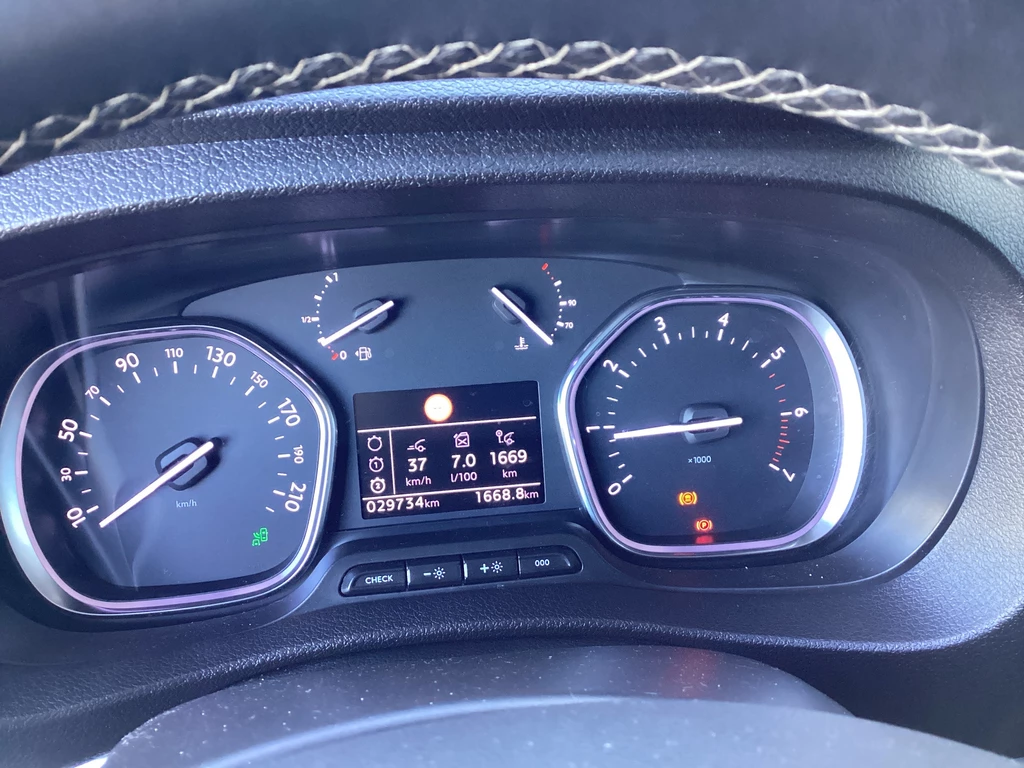 Opel Vivaro – foto 33