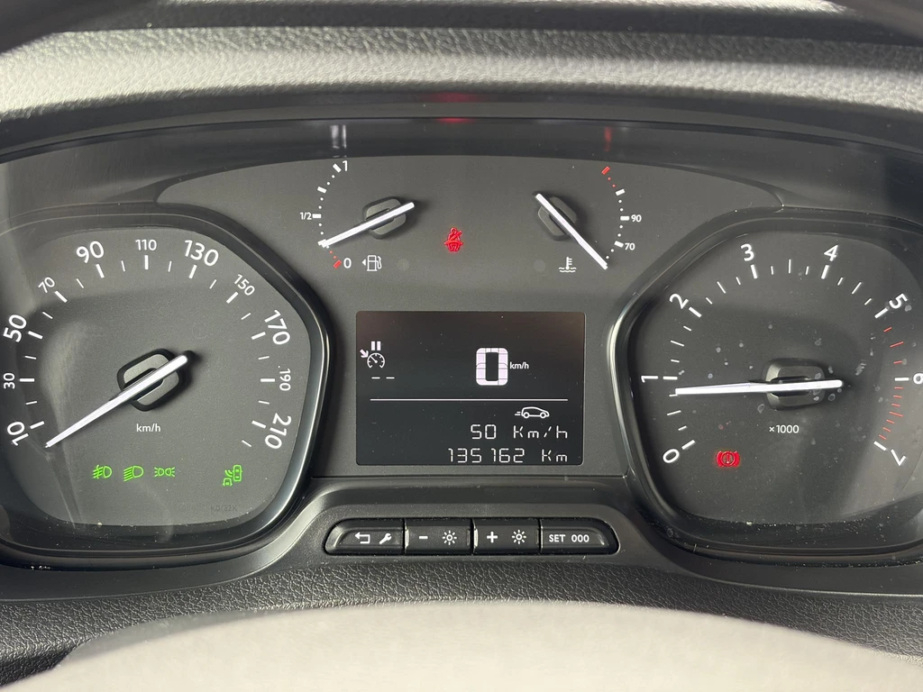 Opel Vivaro – foto 21