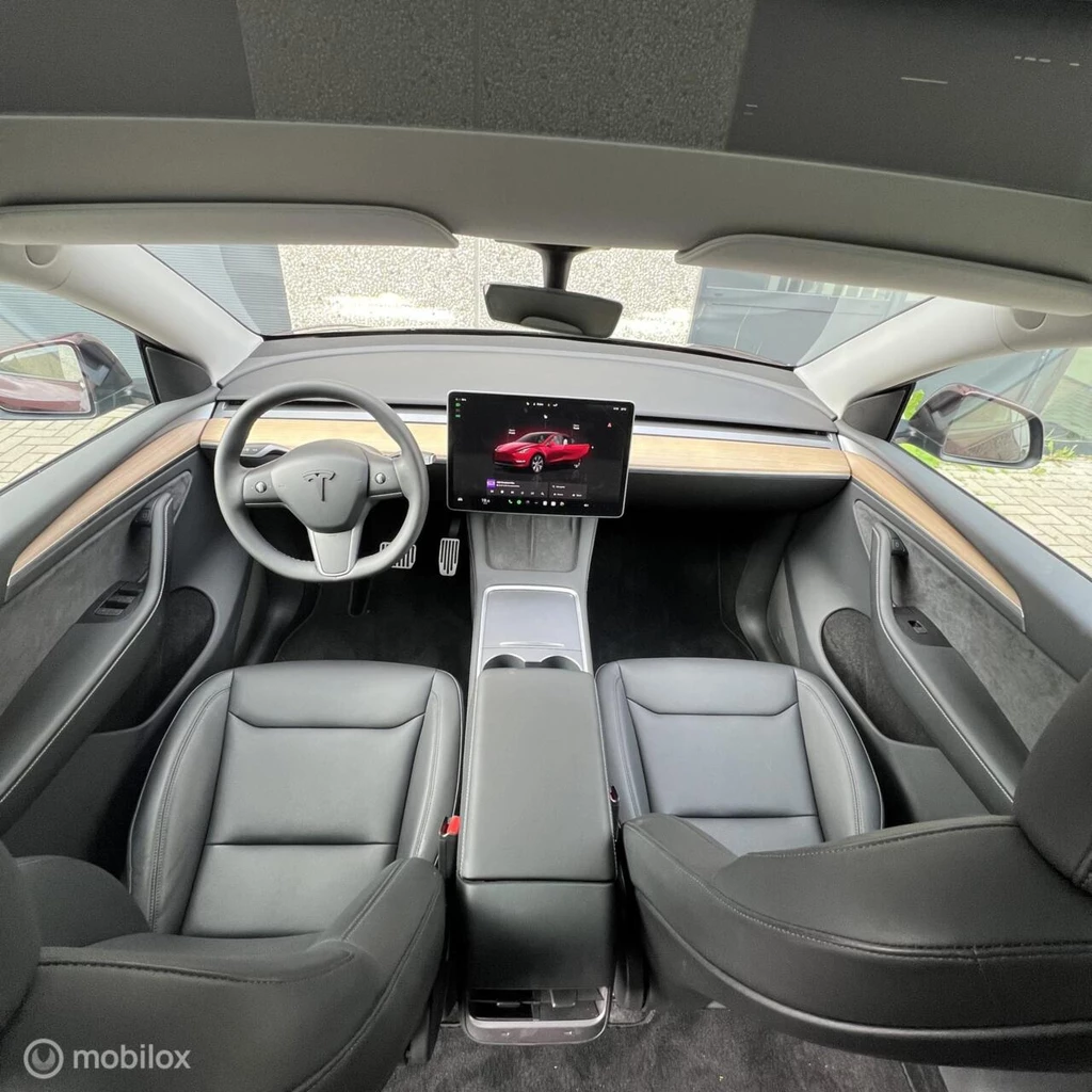 Tesla Model Y – foto 15
