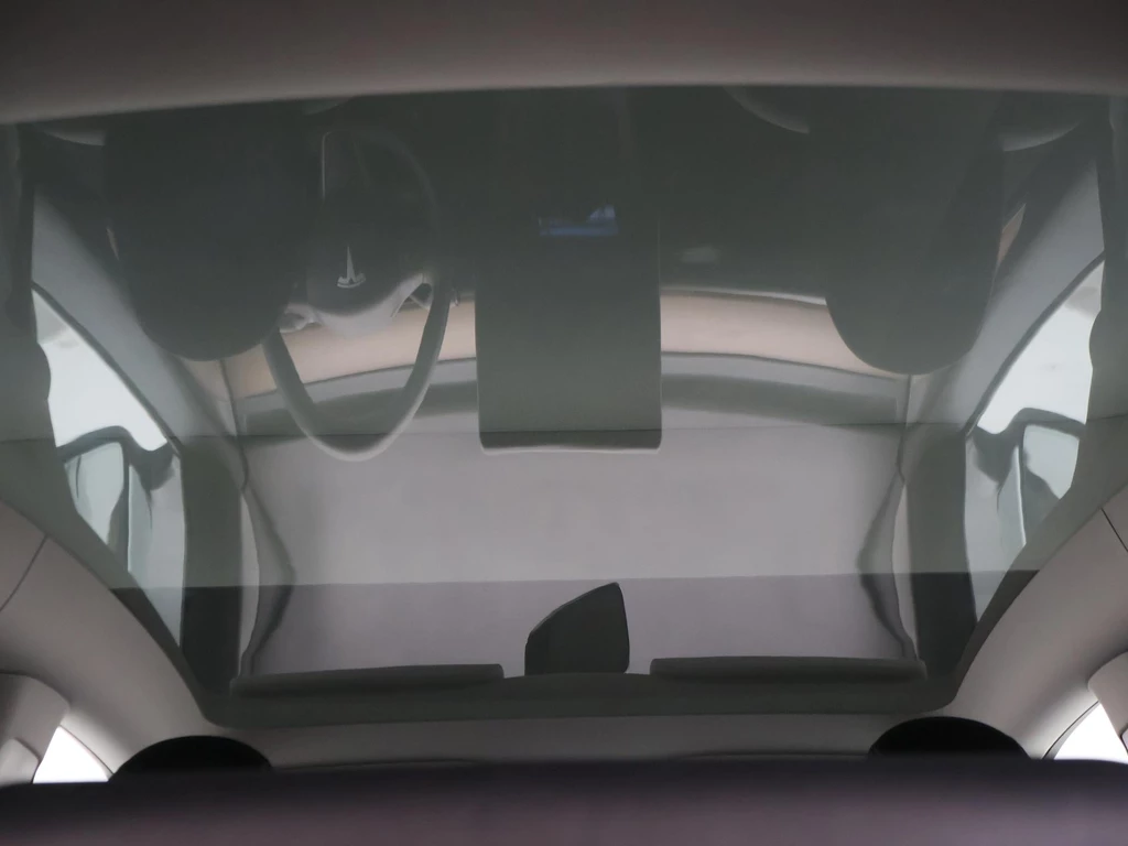 Tesla Model Y – foto 61