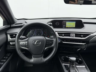 Lexus UX – thumbnail 12