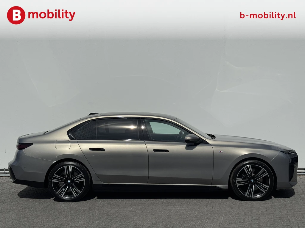 BMW i7 – foto 6