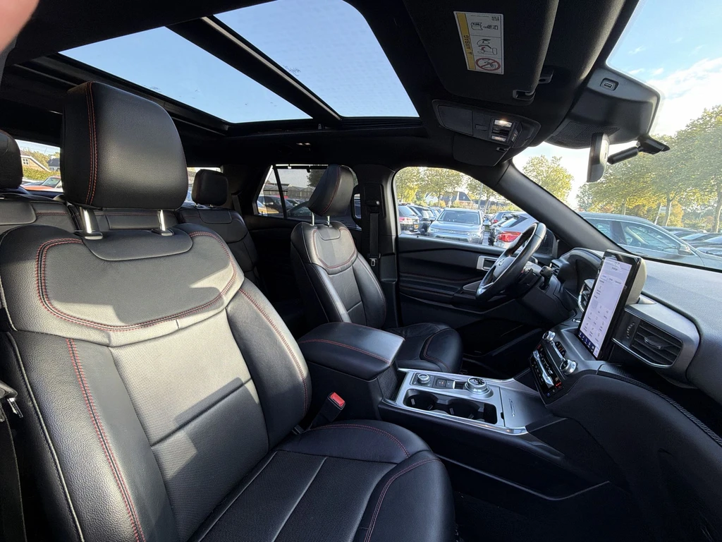 Ford Explorer – foto 36