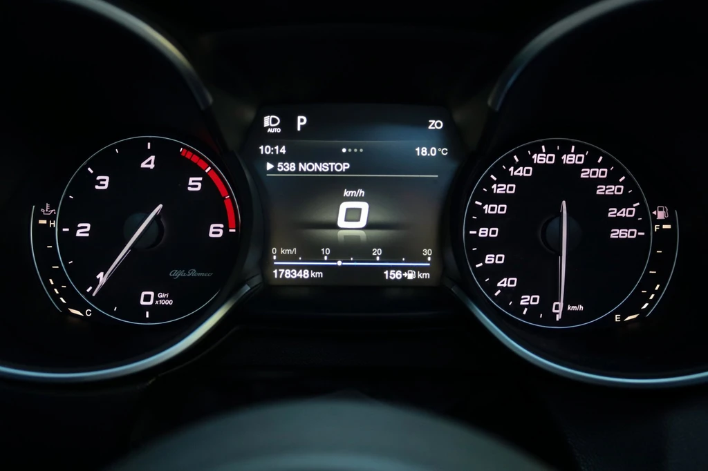 Alfa Romeo Stelvio – foto 26
