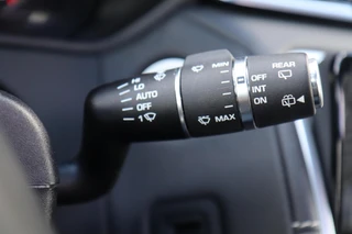 Land Rover Range Rover Velar – thumbnail 33