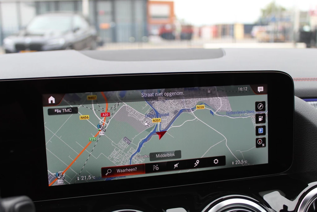Mercedes-Benz EQA – foto 21