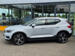 Volvo XC40 – thumbnail 2