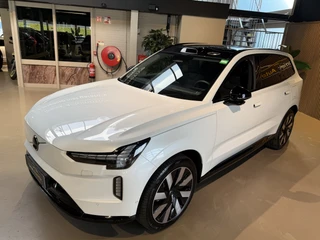 Volvo EX90 – thumbnail 3