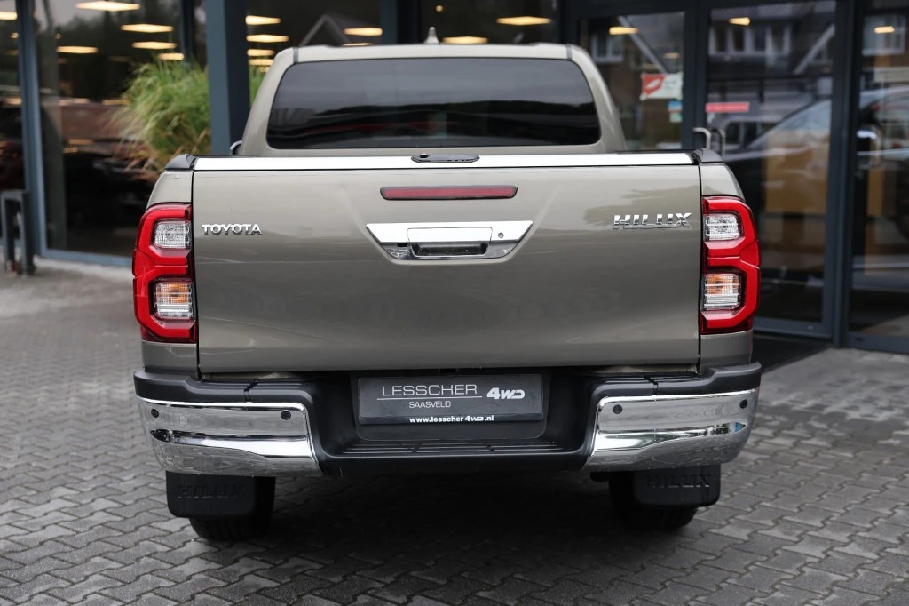 Toyota Hilux – foto 6