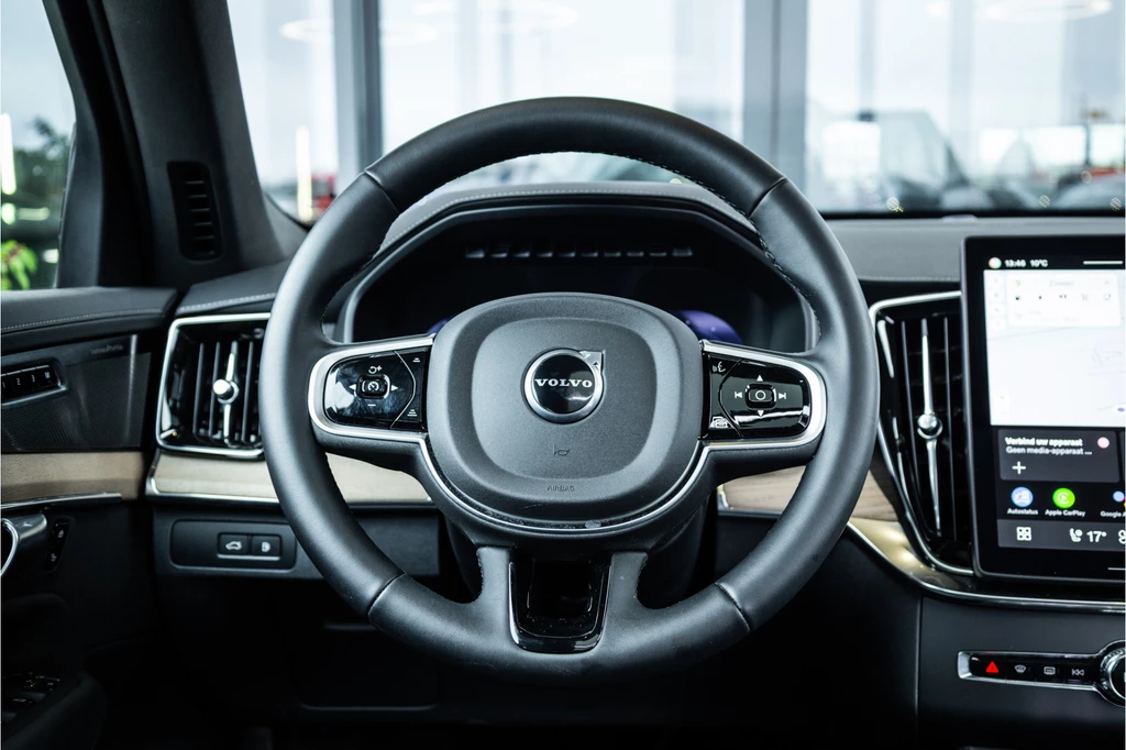 Volvo XC90 – foto 13
