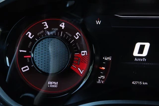 Dodge Challenger – thumbnail 44