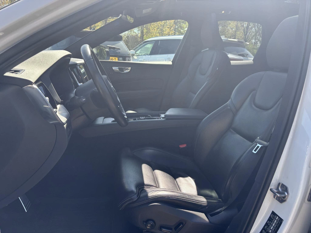 Volvo XC60 – foto 11