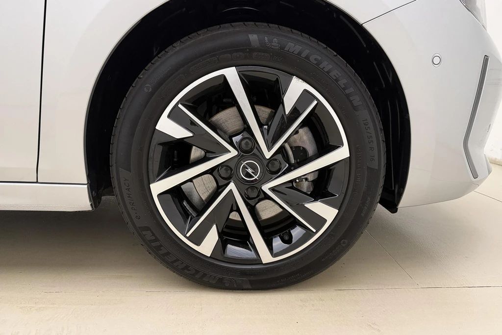 Opel Corsa – foto 13