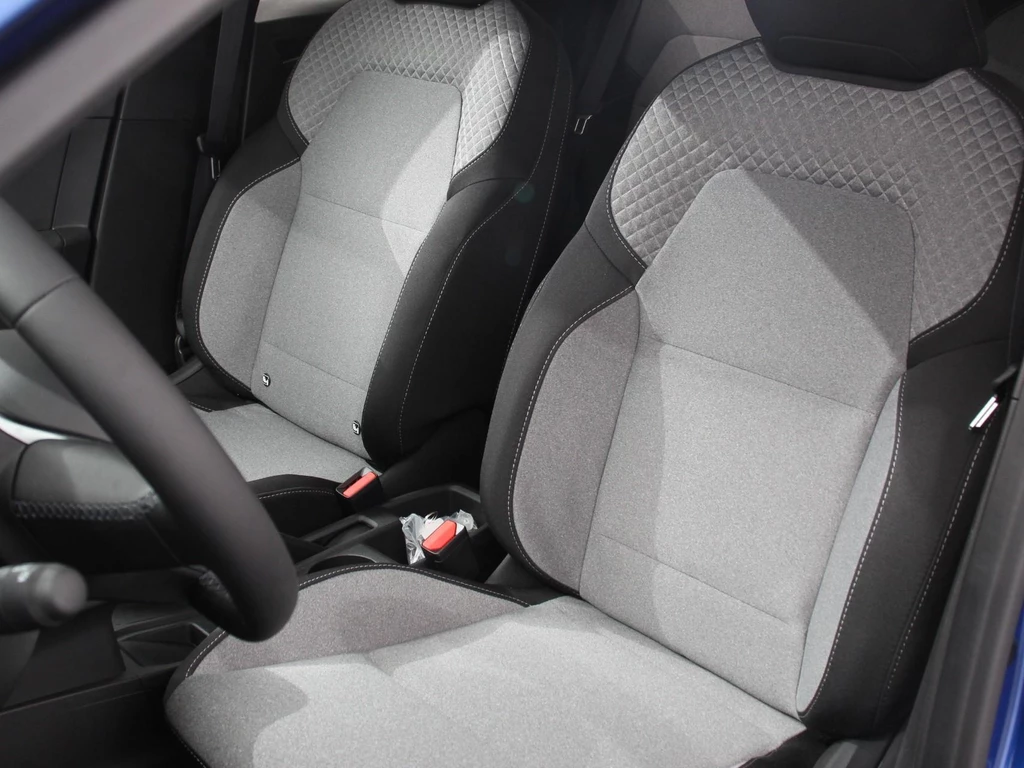 Mitsubishi Colt – foto 11