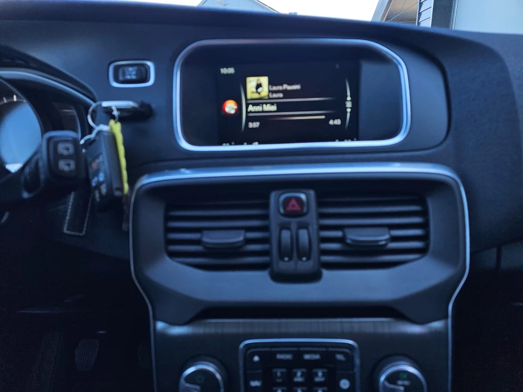 Volvo V40 – foto 18