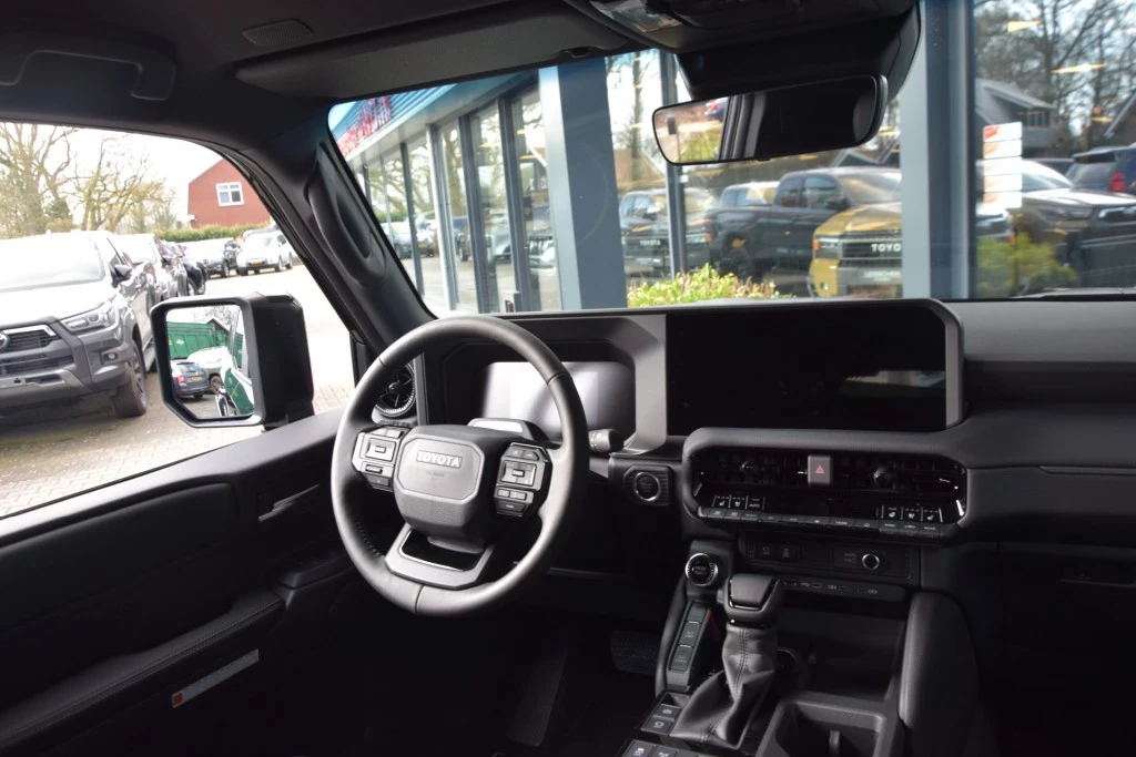 Toyota Land Cruiser – foto 13