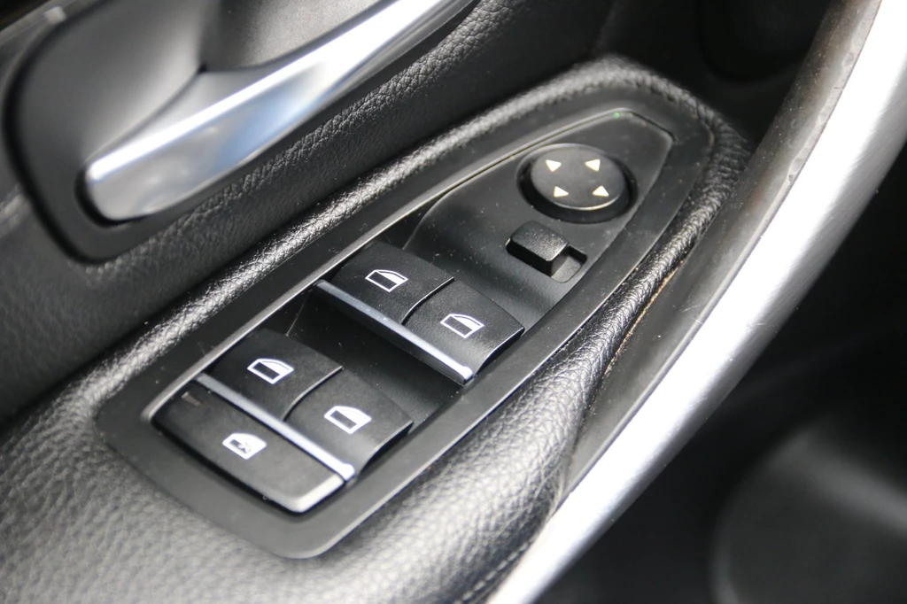 BMW 3 Serie – foto 18