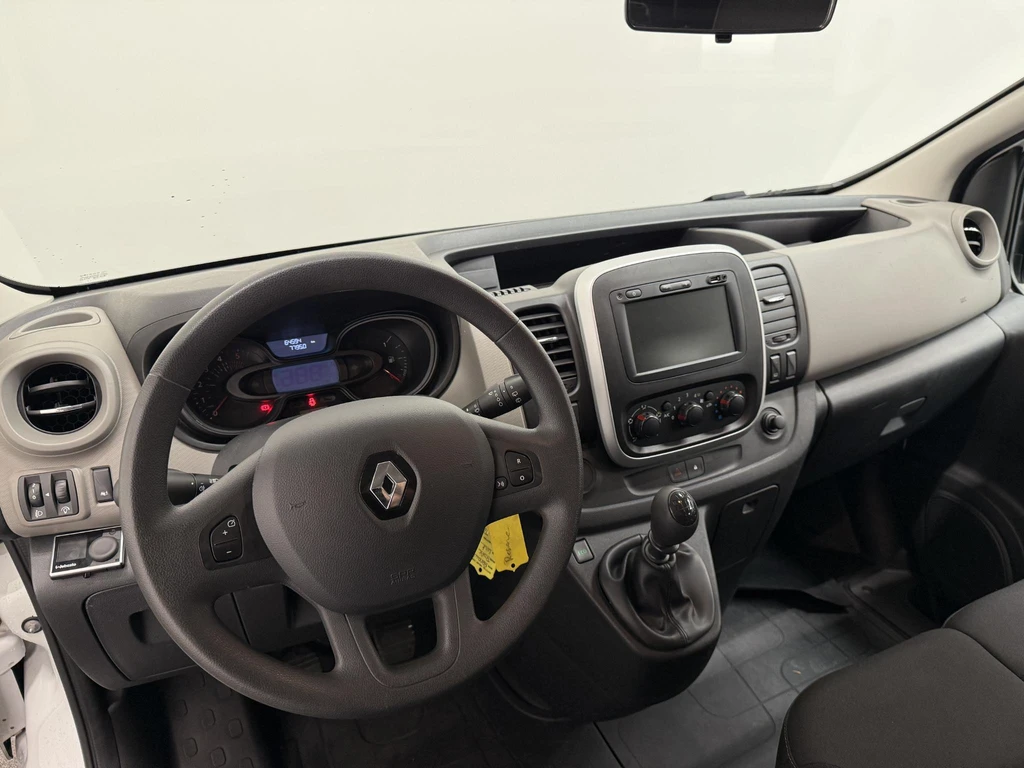 Renault Trafic – foto 18