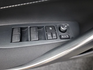 Toyota Corolla Touring Sports – thumbnail 41