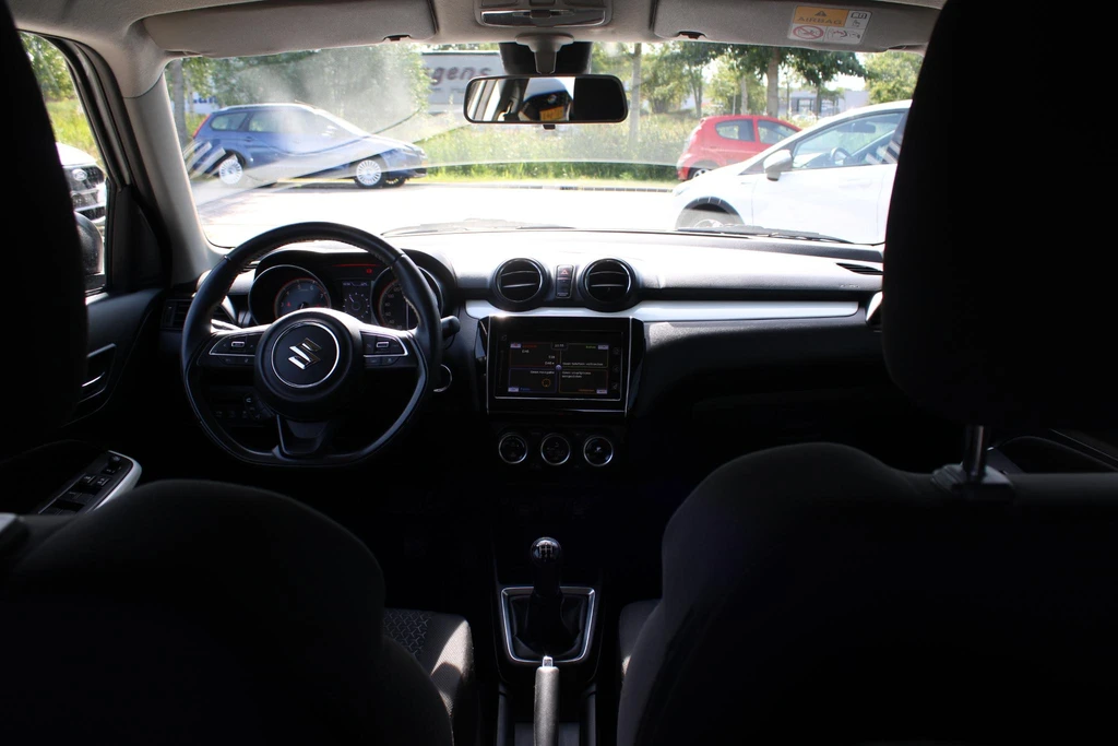 Suzuki Swift – foto 12