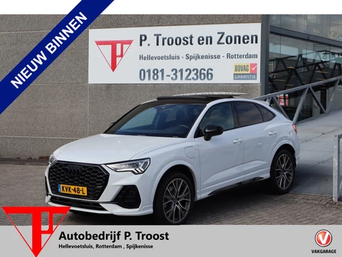 Audi Q3 Sportback 45 TFSI e 3x S-Line/Panoramadak/Stoelverwarming/Apple carplay/Lane assist//Achteruitrijcamera/Adaptieve cruisecontrol/Parkeersensoren/Navigatie