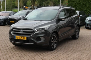 Ford Kuga – thumbnail 1