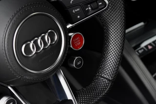 Audi R8 – thumbnail 24