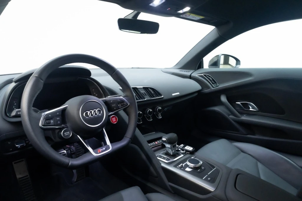 Audi R8 – foto 10
