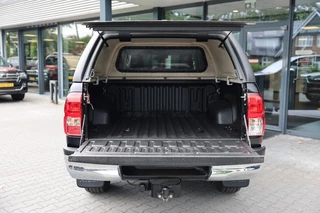 Toyota Hilux – thumbnail 8