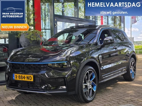 Lynk & Co 01 1.5 | SOH 97,25% | Zwarte hemel | Panodak | Apple Carplay | LM Velgen | Cruise Control | Navigatie