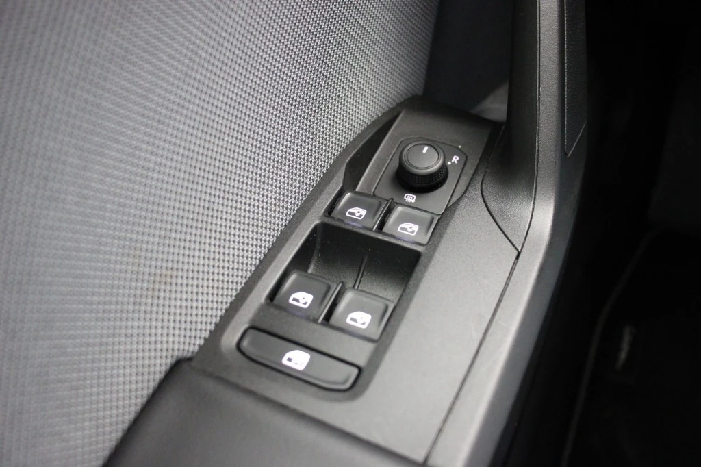 SEAT Leon – foto 29