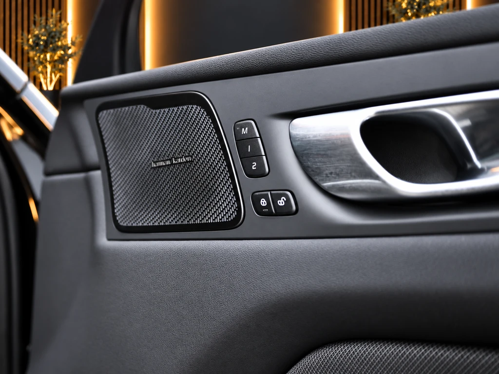 Volvo XC60 – foto 11