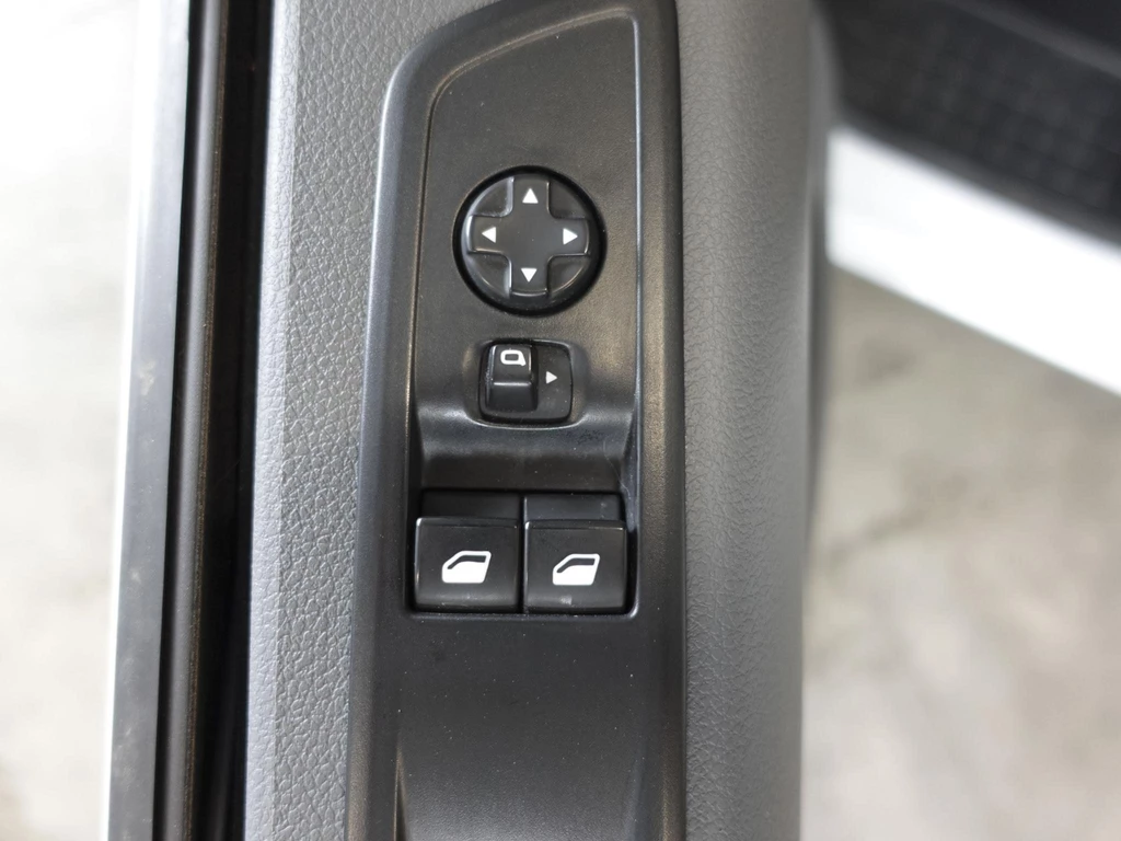 Opel Vivaro – foto 15