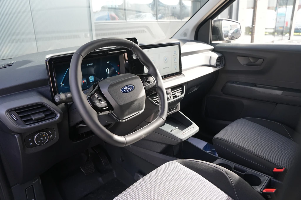 Ford E-Transit Courier – foto 15