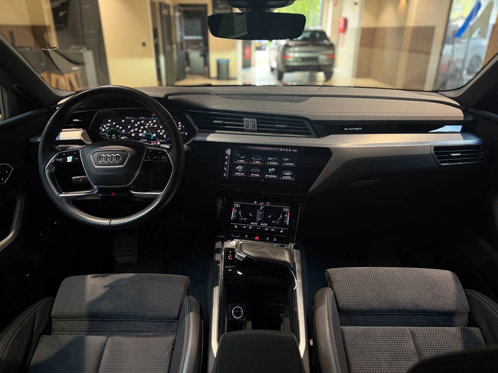 Audi e-tron – foto 9