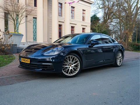 Porsche Panamera 2.9 4 E-Hybrid 10 Years Edition l Sport Chrono l Stoelkoeling l Surround View l Pano