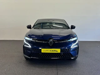 Renault Megane E-Tech – thumbnail 8