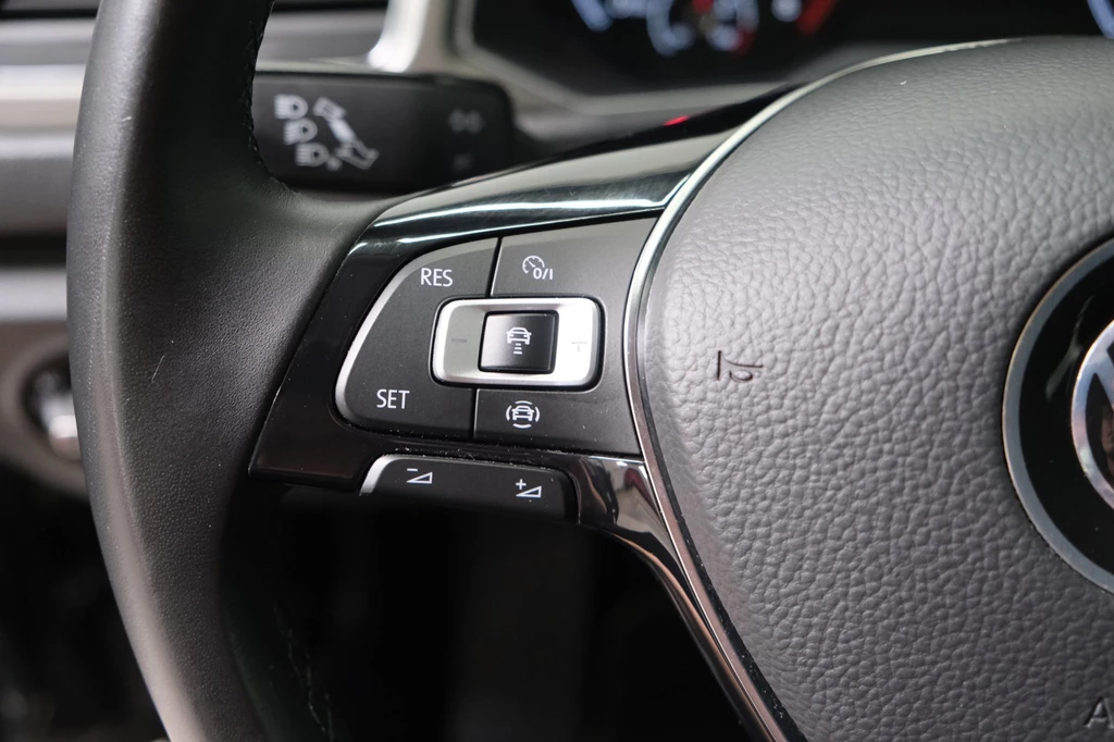 Volkswagen T-Roc – foto 23