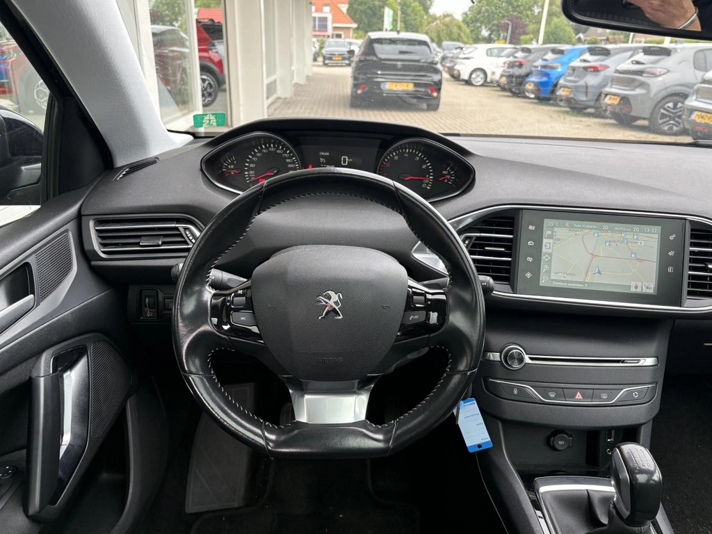Peugeot 308 – foto 12