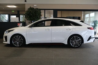 Kia ProCeed – thumbnail 3