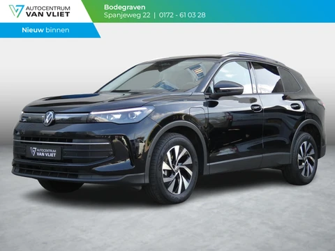 Volkswagen Tiguan 1.5 eHybrid Life Edition | TREKHAAK | APPLE CARPLAY | NAVIGATIE |