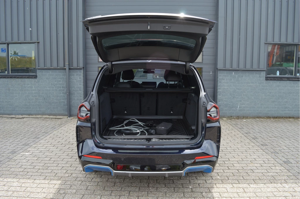 BMW iX3 – foto 13