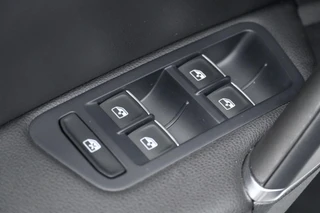 Volkswagen Golf – thumbnail 21