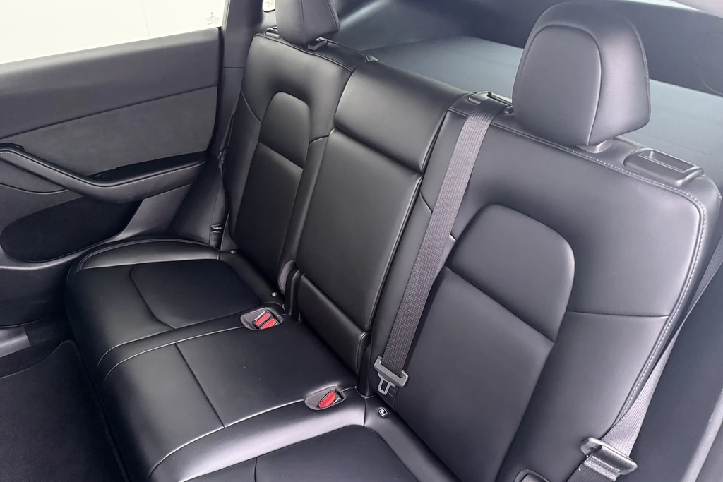 Tesla Model Y – foto 12