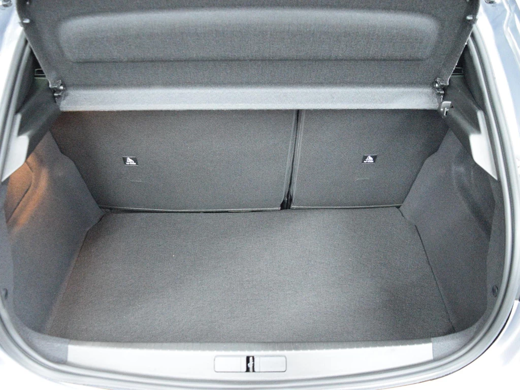 Peugeot 208 – foto 18