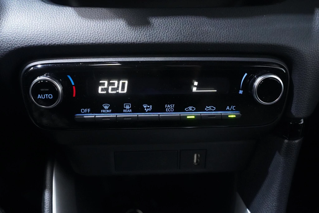 Toyota Yaris – foto 27