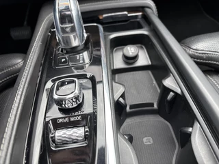 Volvo XC90 – thumbnail 22