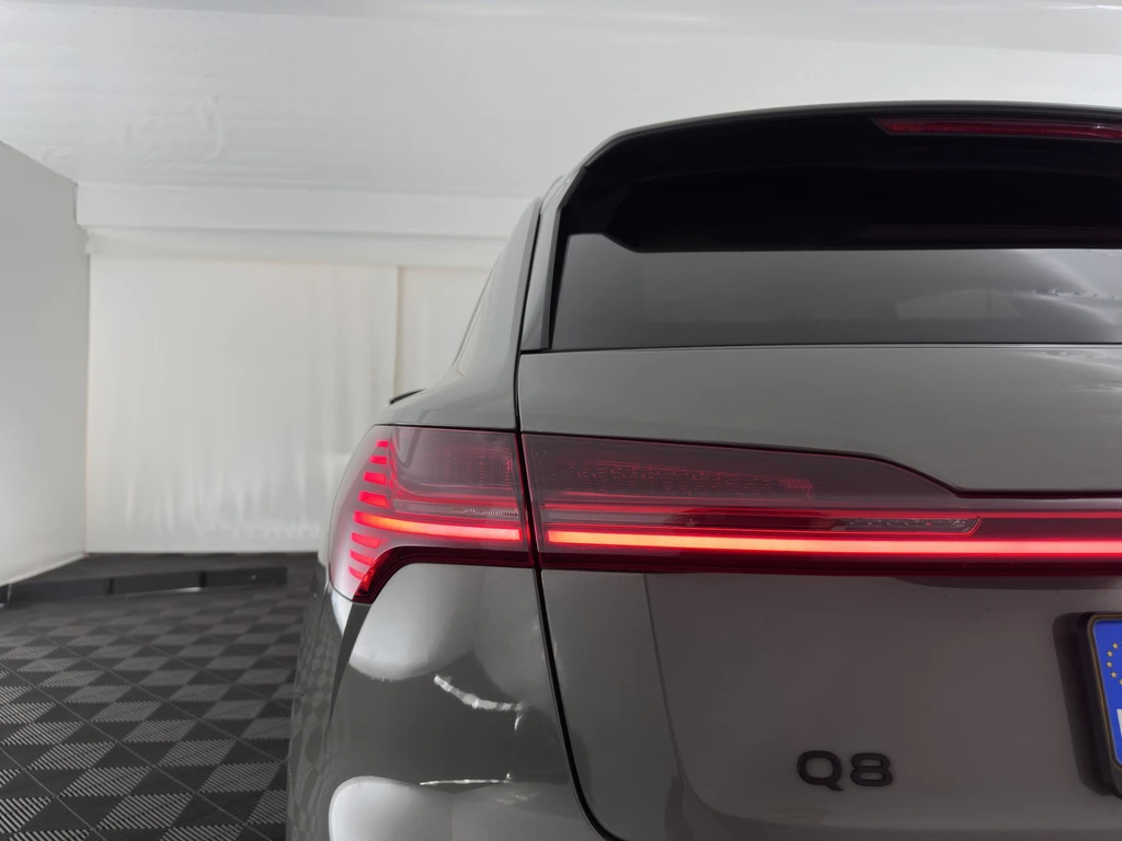 Audi Q8 e-tron – foto 32