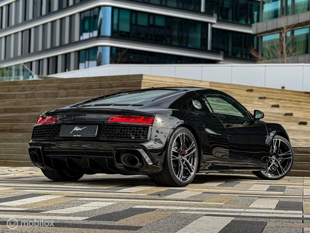 Audi R8 – foto 6